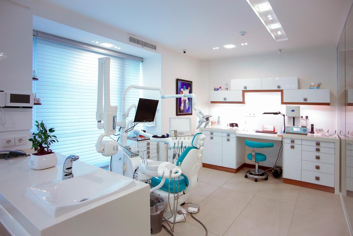 Bright, modern dental treatment room